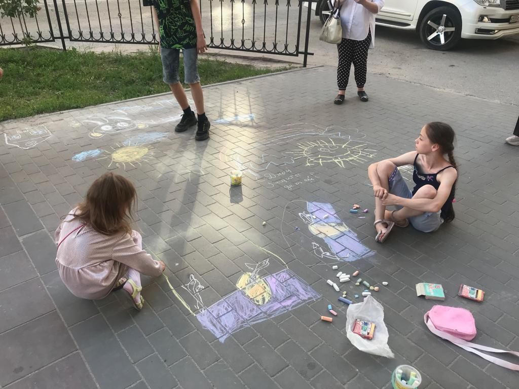 Итоги конкурса рисунков «Разноцветная планета детства»