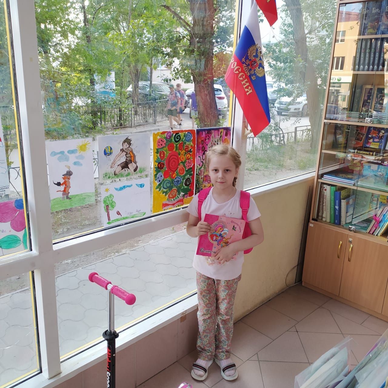 Итоги конкурса рисунков «Разноцветная планета детства»